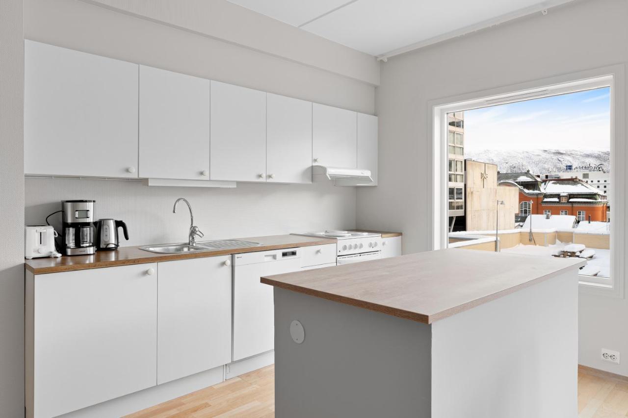 Downtown Apartment - The View Tromso Exterior photo