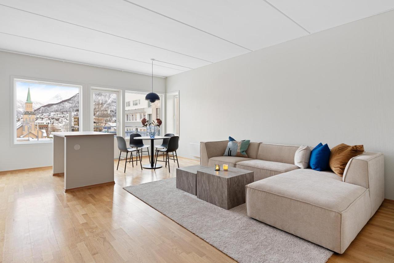 Downtown Apartment - The View Tromso Exterior photo