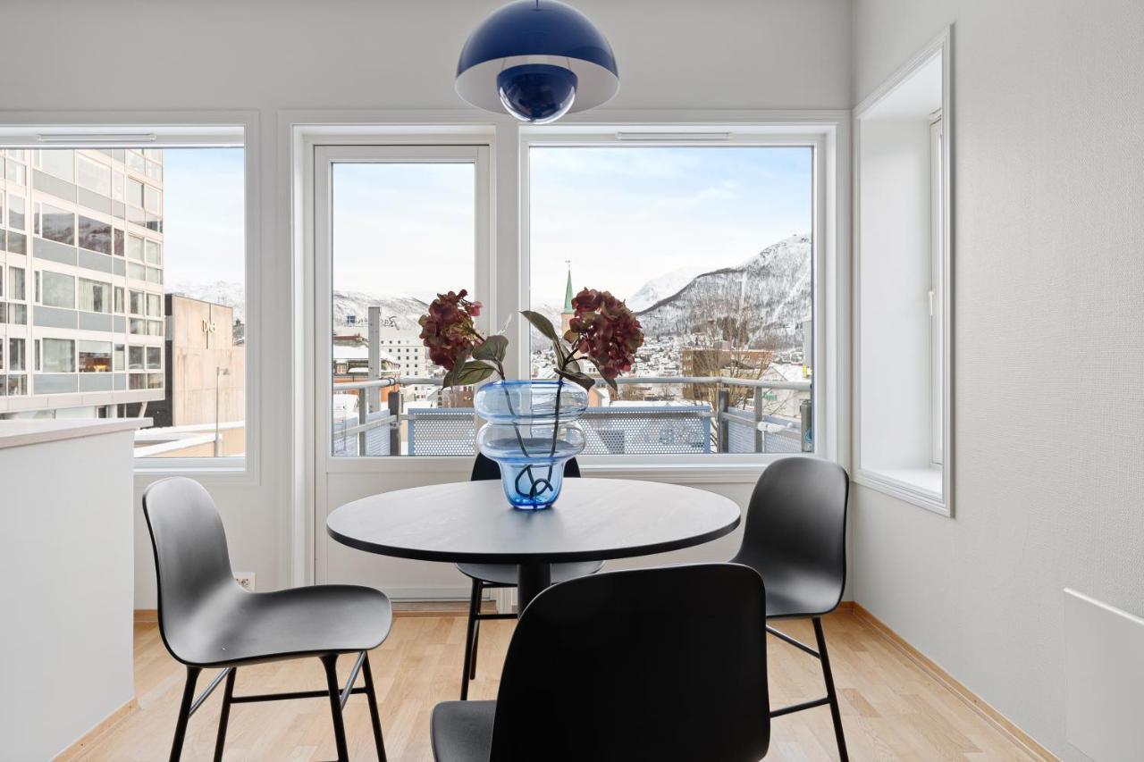Downtown Apartment - The View Tromso Exterior photo
